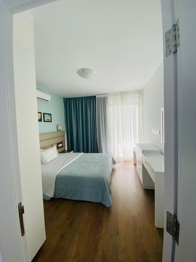 Victoria Suites Paphos Exterior foto