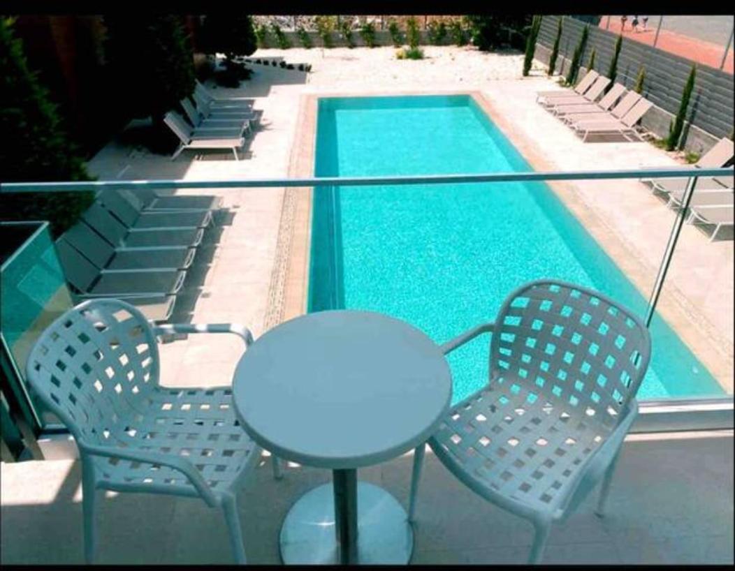 Victoria Suites Paphos Exterior foto